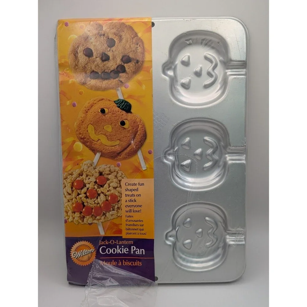 Vintage Wilton Jack O Lantern Cookie Treat Pan Halloween Pumpkin Baking Mold NEW